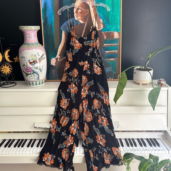 Patrons of Peace Black and Orange Floral Jumpsuit M - Picture 1 of 16